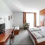 Austria Traveller Lenzing