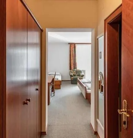 Hotell Austria Traveller Lenzing