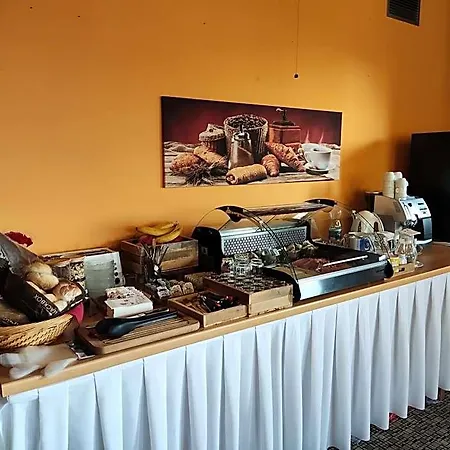 Austria Traveller Hotel