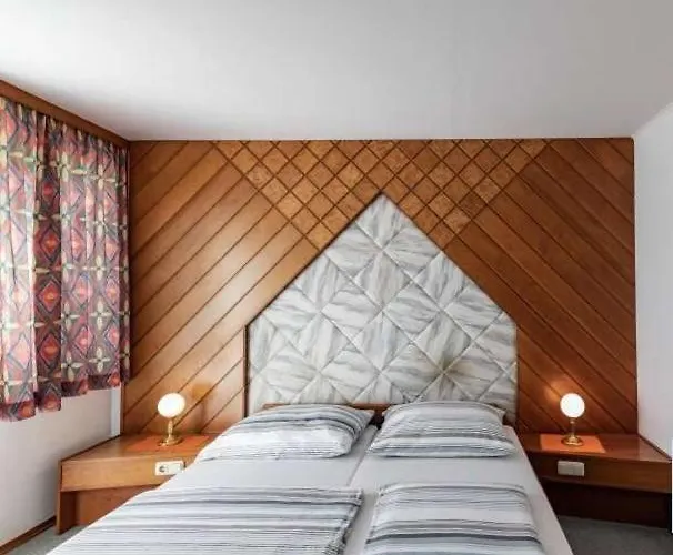 Hotel Austria Traveller 3*