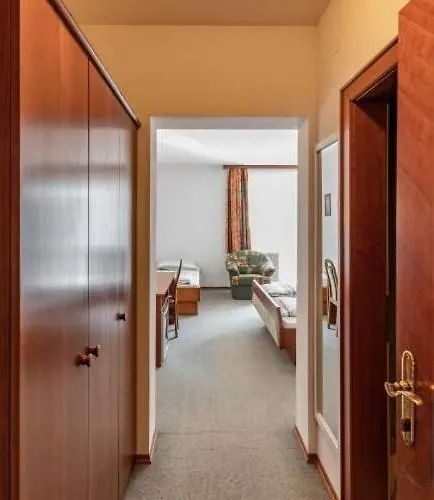 Otel Austria Traveller Lenzing